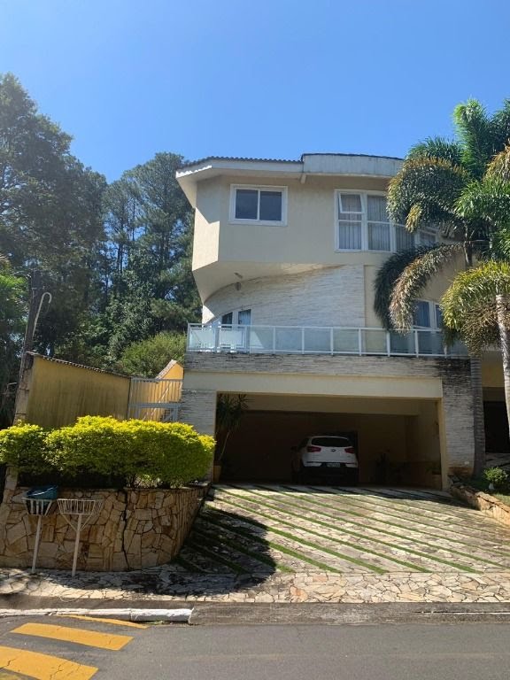 Casa à venda com 4 quartos, 6 banheiros, 8 vagas e 400m² no Arujázinho I, II e III, Arujá — foto principal
