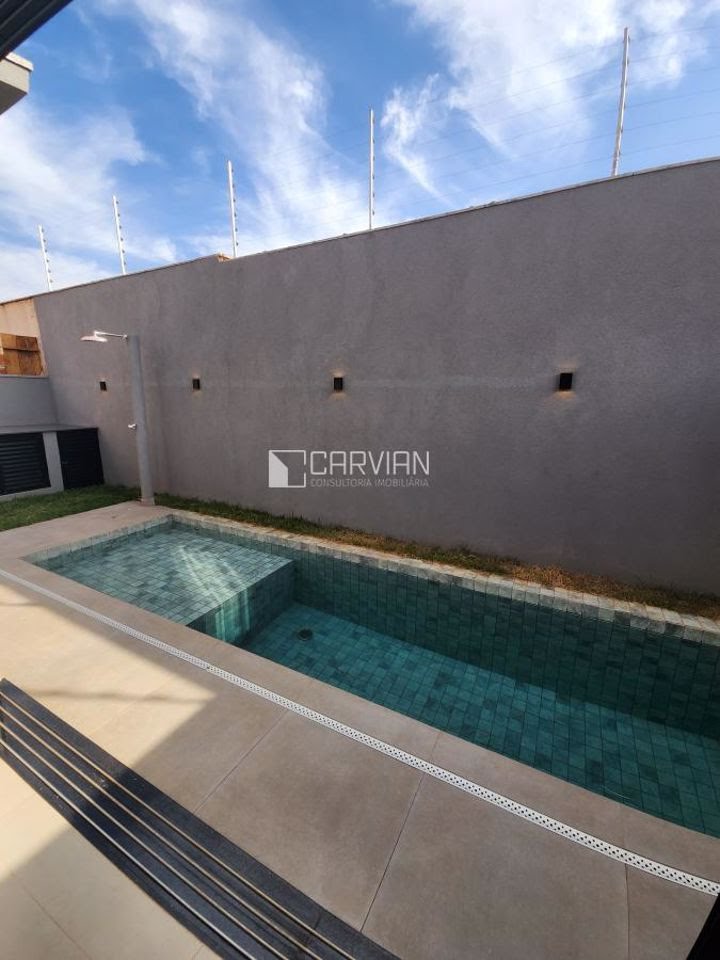 Casa à venda com 3 quartos, 3 suítes, 4 vagas e 156m² no Real Sul, Ribeirão Preto (SP) — foto 13 de 25