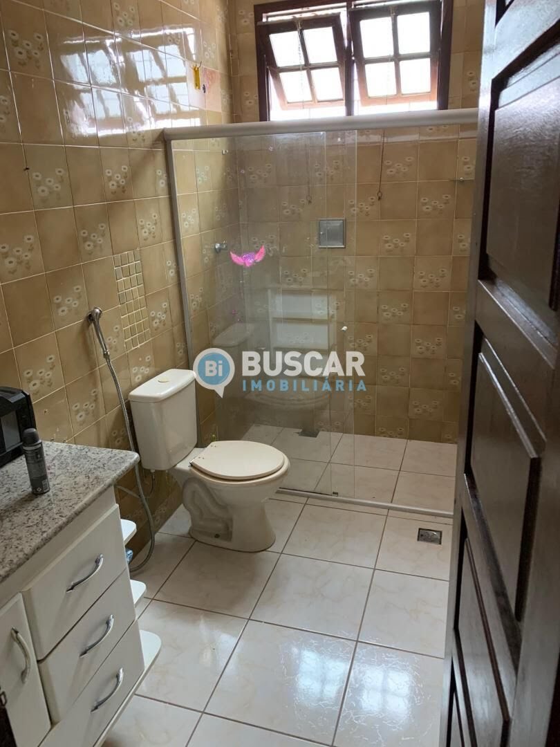Casa à venda com 3 quartos, 1 suíte, 2 vagas e 300m² no Santa Mônica, Feira de Santana (BA) — foto 11 de 23