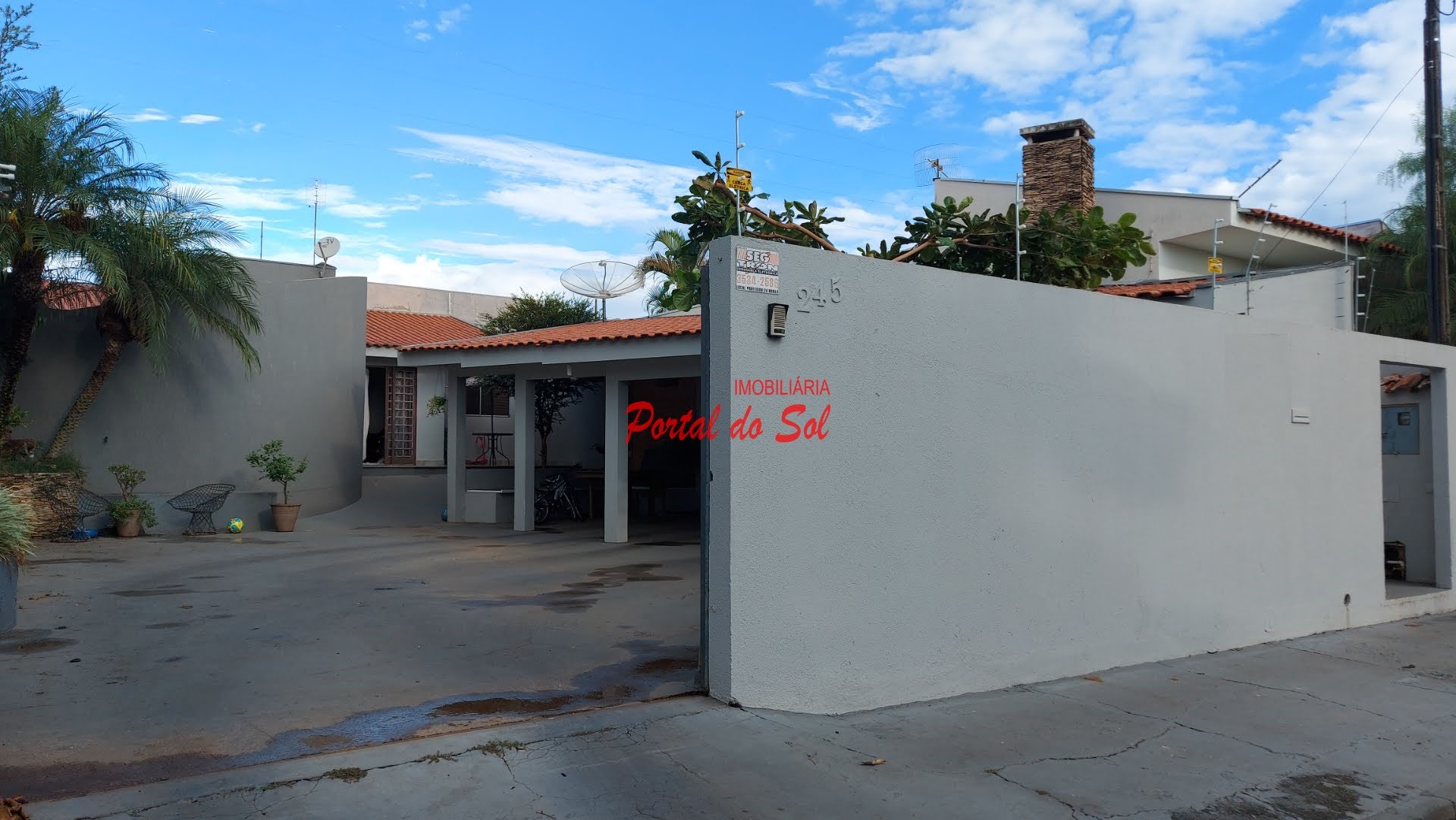 Casa à venda com 2 quartos, 2 banheiros, 3 vagas e 275m² no Jardim Moralina, Santo Antônio da Platina — foto principal