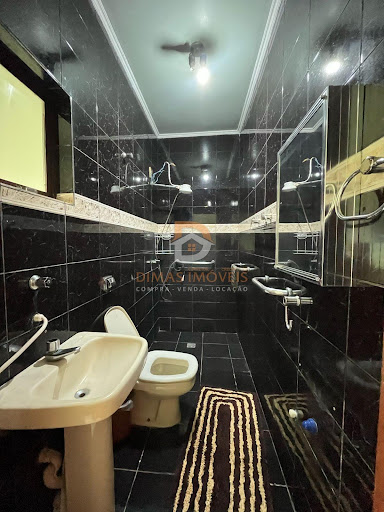 WC - Social