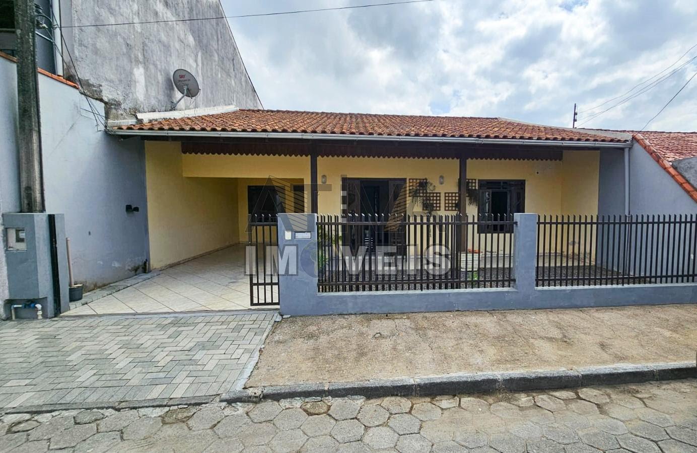 Frente Casa