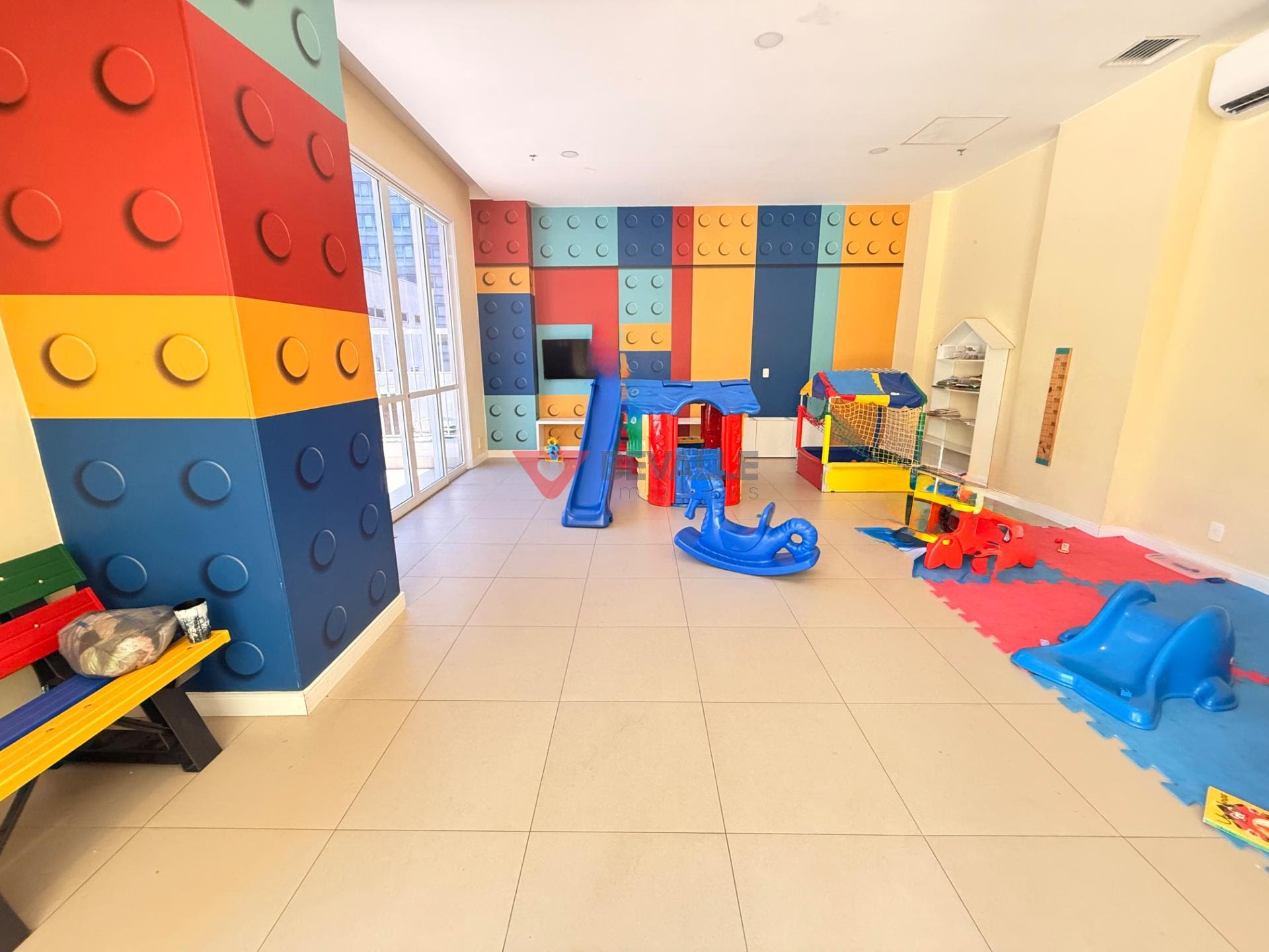 Apartamento à venda com 4 quartos, 1 suíte, 2 vagas e 115m² no Botafogo, Rio de Janeiro (RJ) — foto 27 de 30