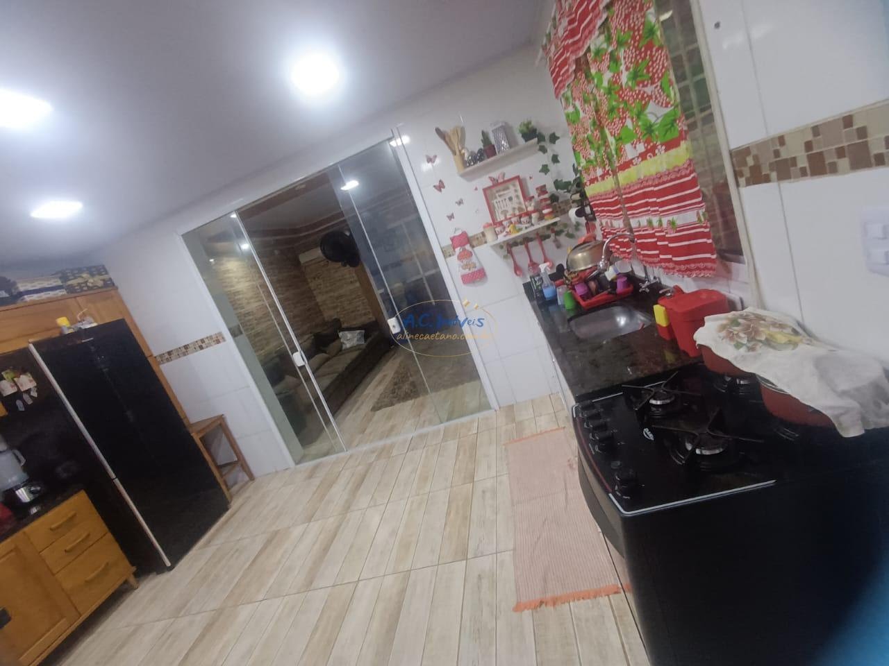 Casa para alugar com 3 quartos, 2 suítes, 1 vaga e 250m² no Tupiry, Praia Grande (SP) — foto 17 de 26