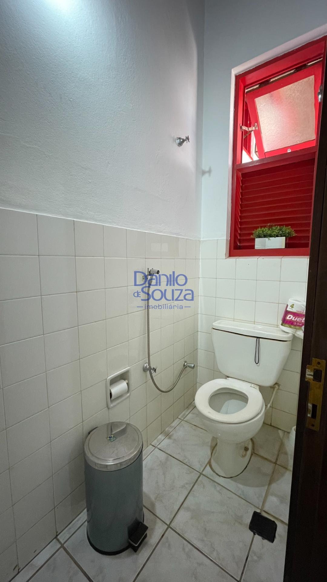 Casa à venda com 3 quartos, 1 banheiro, 2 vagas e 192m² no Vila Lamartine (área II ), Araxá (MG) — foto 8 de 22