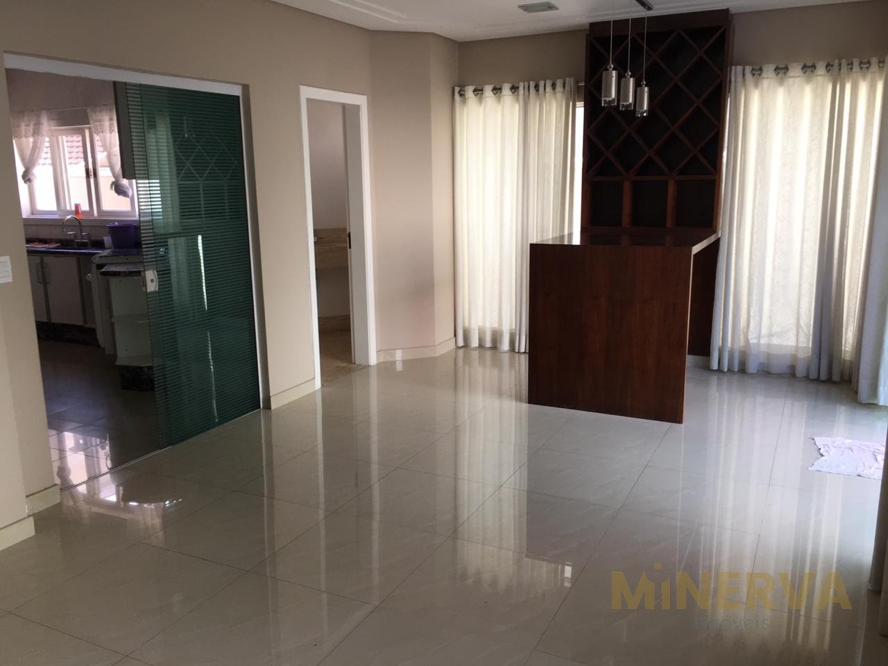 Casa à venda com 3 quartos, 4 banheiros, 4 vagas e 300m² no Jardim Fazenda Rincao - Aruja V, Arujá (SP) — foto 4 de 30