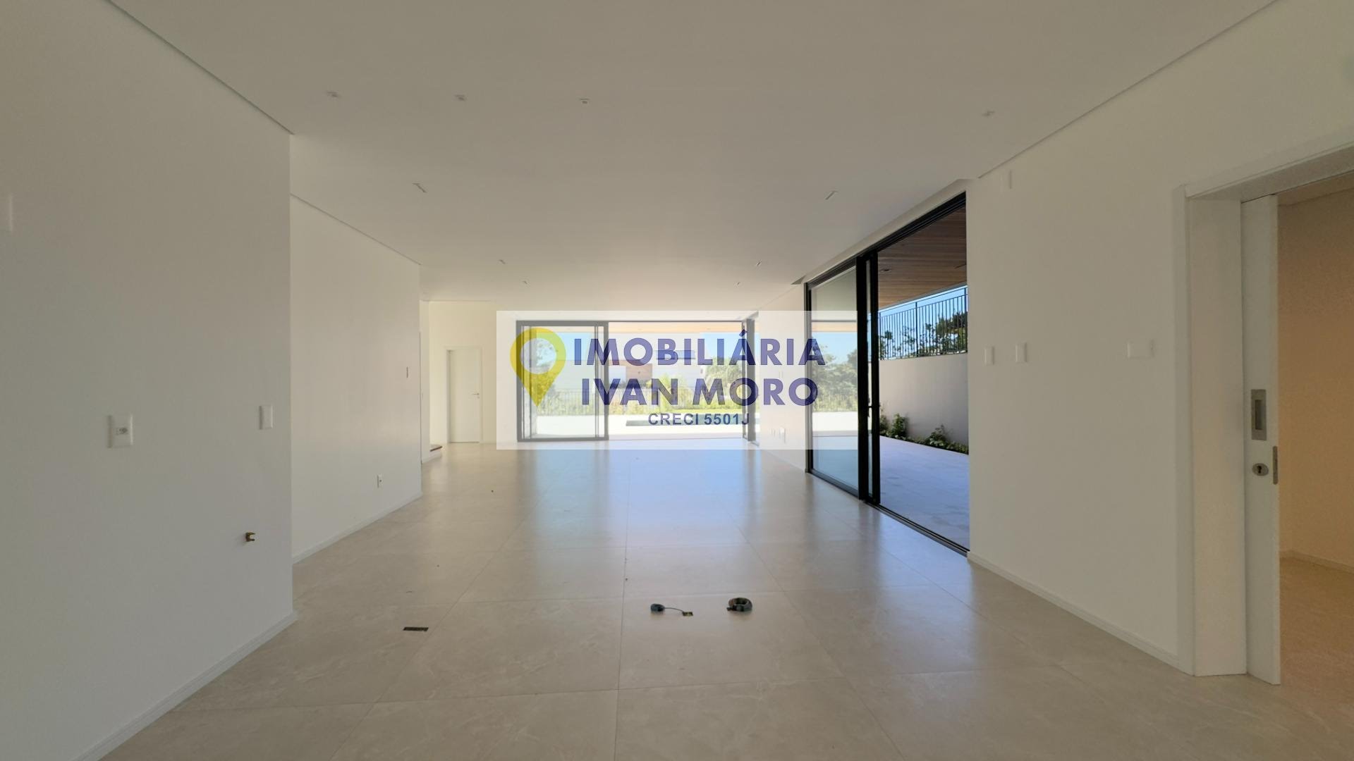Casa à venda com 5 quartos, 5 suítes, 4 vagas e 467m² no Lagoa da Conceição, Florianópolis (SC) — foto 6 de 30