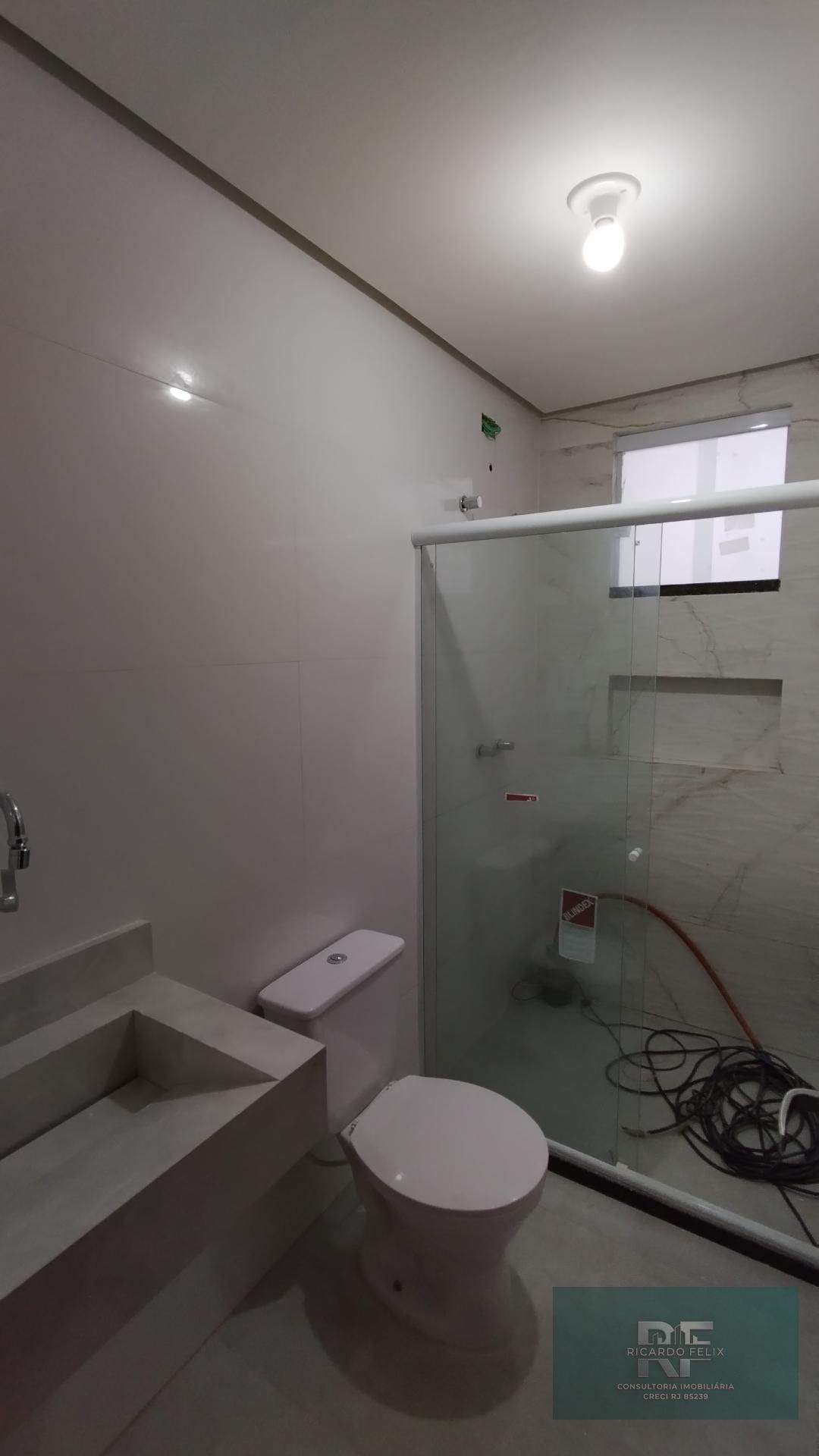 Casa à venda com 3 quartos, 2 suítes, 3 vagas e 240m² no Costazul, Rio das Ostras (RJ) — foto 12 de 25