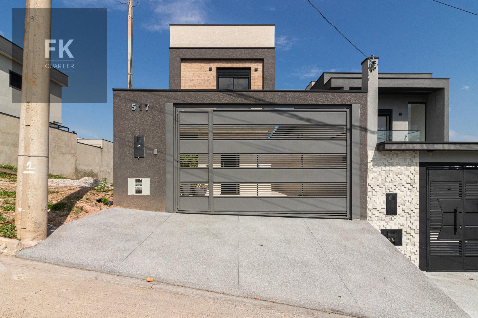Casa à venda com 3 quartos, 1 suíte, 2 vagas e 177m² no Villas do Jaguari, Santana de Parnaíba (SP) — foto 2 de 26