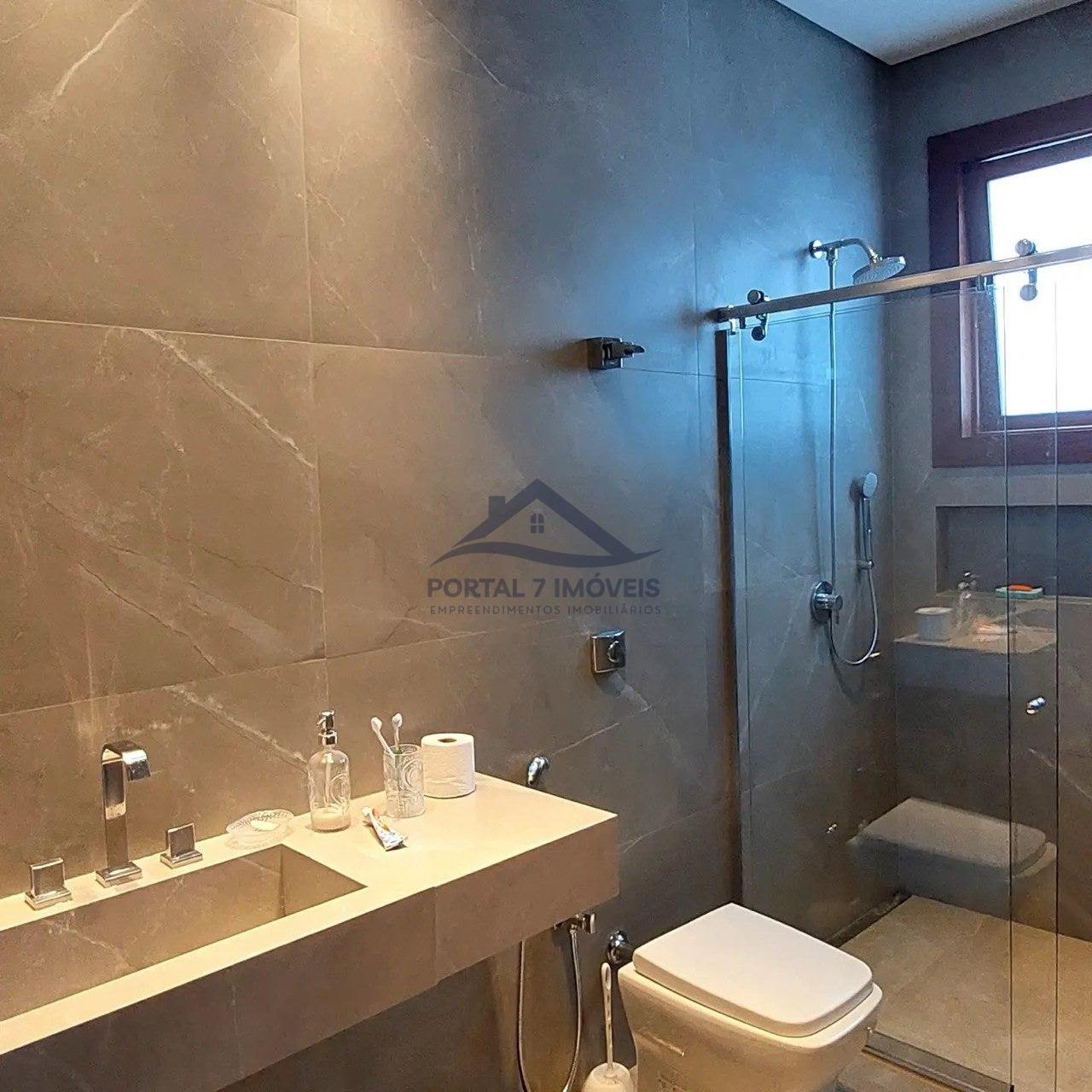Casa à venda com 4 quartos, 3 suítes, 4 vagas e 400m² no Esplanada do Moinho, Sete Lagoas (MG) — foto 12 de 14