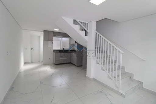 Sala de estar e cozinha