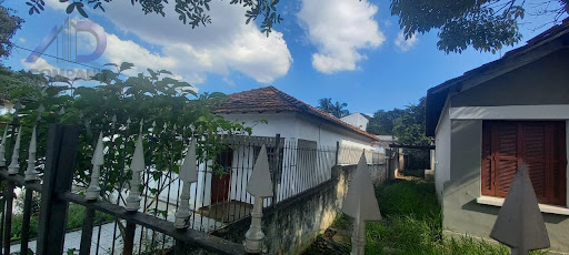 Fachada direira