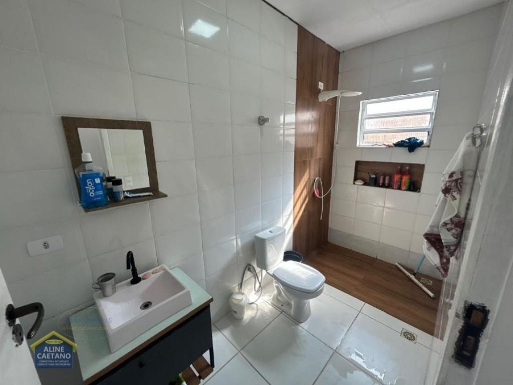 Casa à venda com 2 quartos, 1 suíte, 2 vagas e 88m² no Vila Guilhermina, Praia Grande (SP) — foto 9 de 19