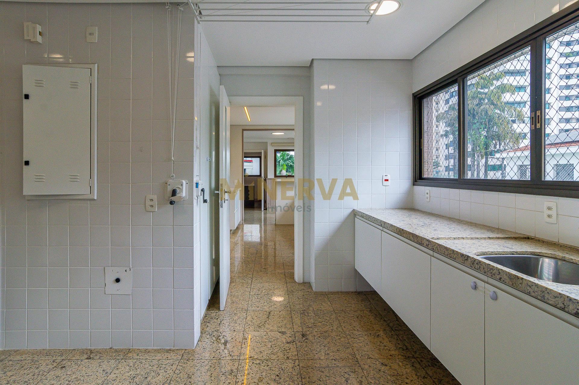 Apartamento à venda com 3 quartos, 3 suítes, 4 vagas e 290m² no Aclimação, São Paulo (SP) — foto 13 de 30