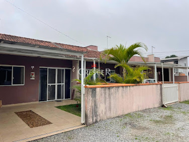 Casa à venda 02 dormitórios no balneário Junara
