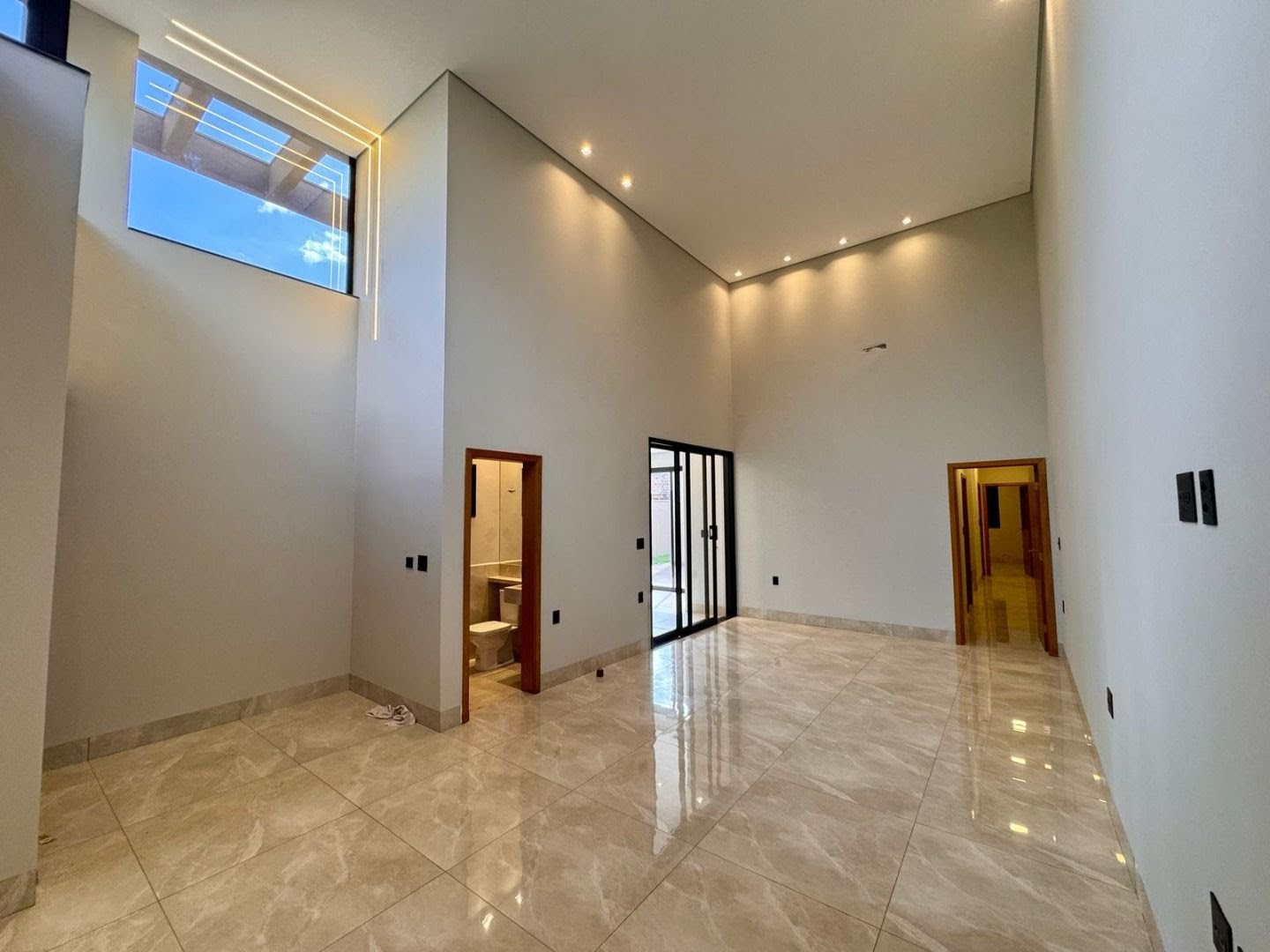 Casa à venda com 3 quartos, 4 banheiros, 4 vagas e 153m² no Real Sul, Ribeirão Preto — foto principal