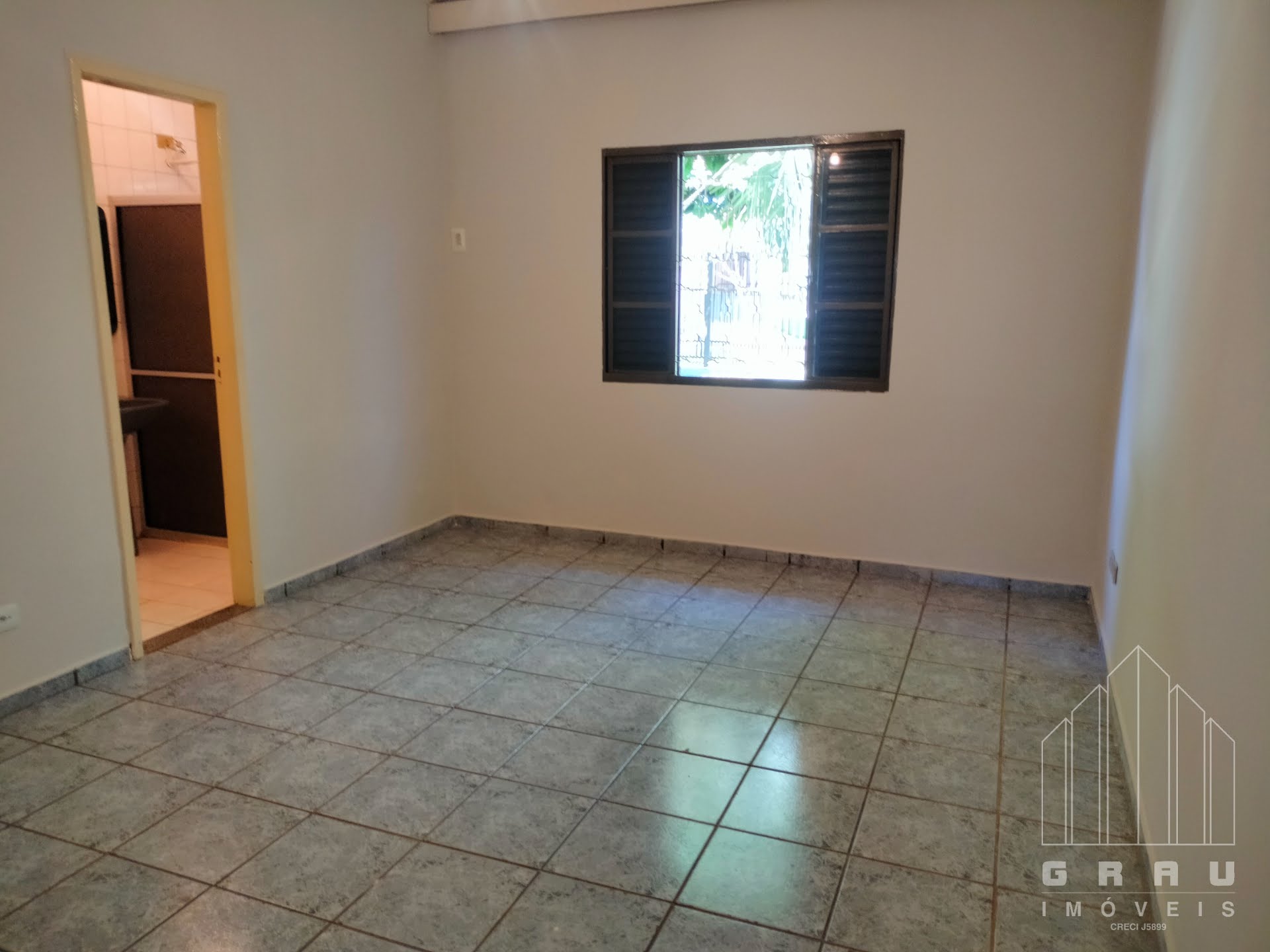 Casa no Jardim Lancaster  -  Foz do Iguaçu