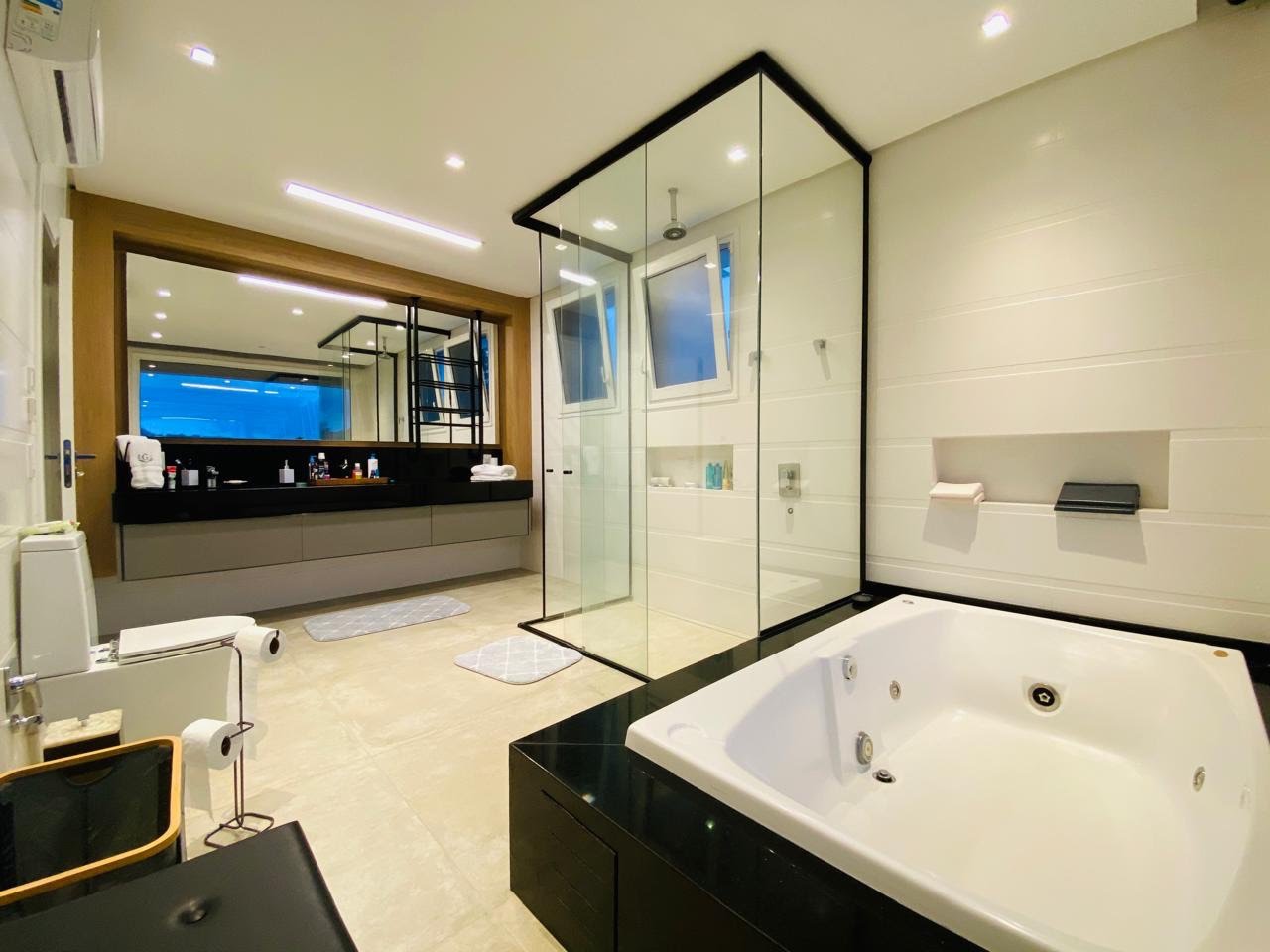 Casa à venda com 5 quartos, 4 suítes, 3 vagas e 967m² no Jurerê Internacional, Florianópolis (SC) — foto 21 de 30