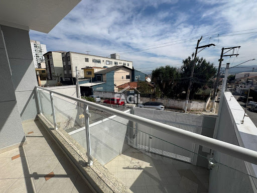 Sobrado à venda a 7 min metrô Tucuruvi SP | 3 suítes, 160m²