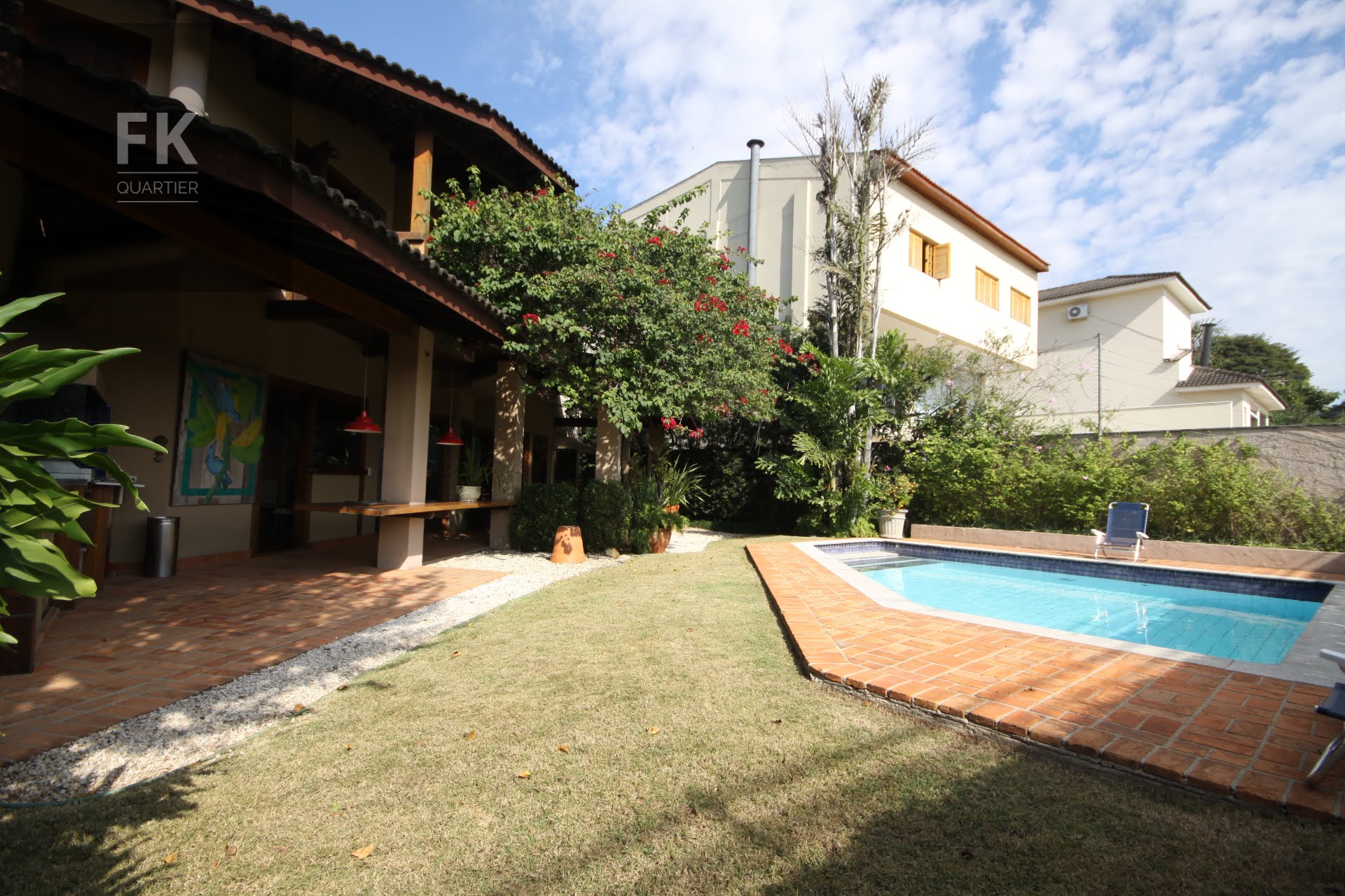 Casa à venda com 4 quartos, 3 suítes, 6 vagas e 408m² no Alphaville Empresarial, Barueri (SP) — foto 24 de 27