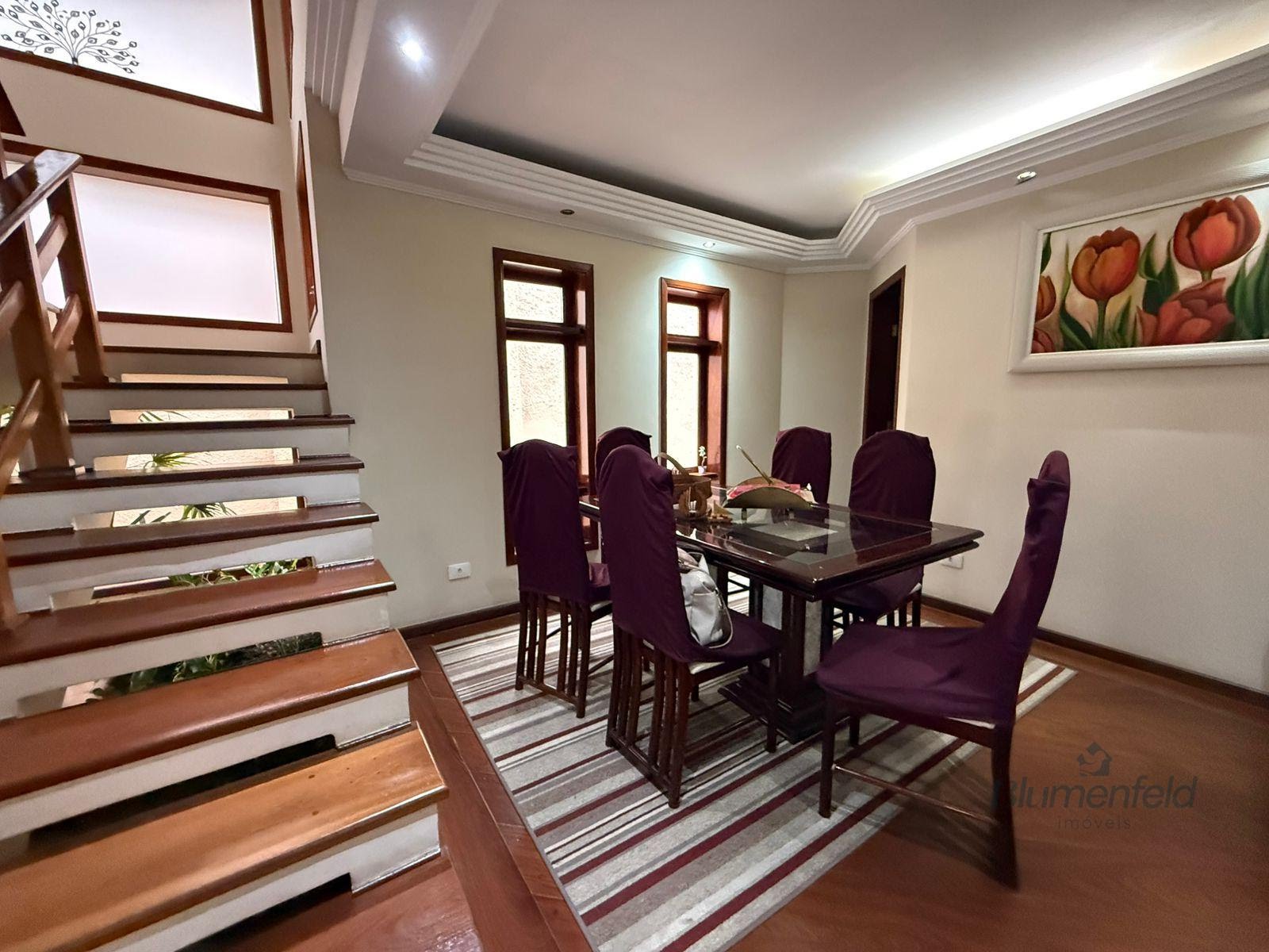 Casa à venda com 3 suítes, 4 vagas e 369m² no Condominio Arujazinho I II III, Arujá (SP) — foto 10 de 30