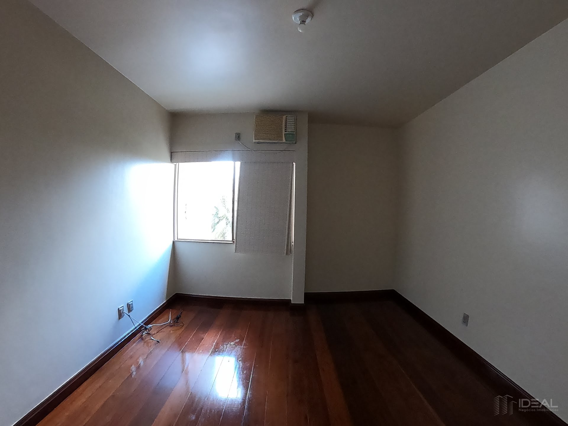 Apartamento à venda com 4 quartos, 1 suíte, 2 vagas e 270m² no Centro, Campos dos Goytacazes (RJ) — foto 23 de 30