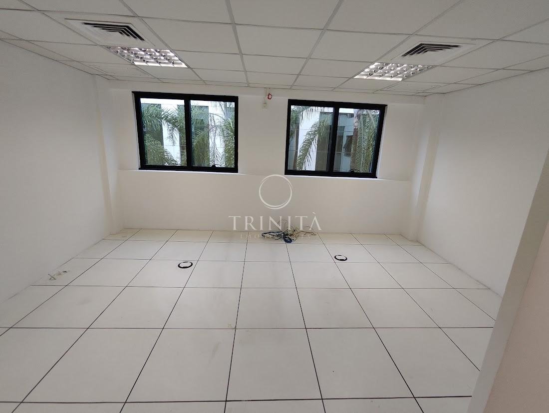 sala-trinitaimobiliaria-barrabusinesscenter