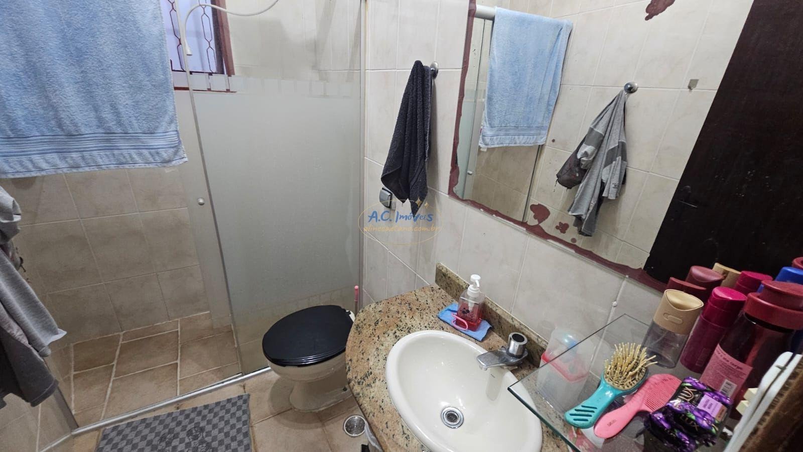 Casa à venda com 3 quartos, 1 suíte, 3 vagas e 190m² no Guilhermina, Praia Grande (SP) — foto 17 de 30