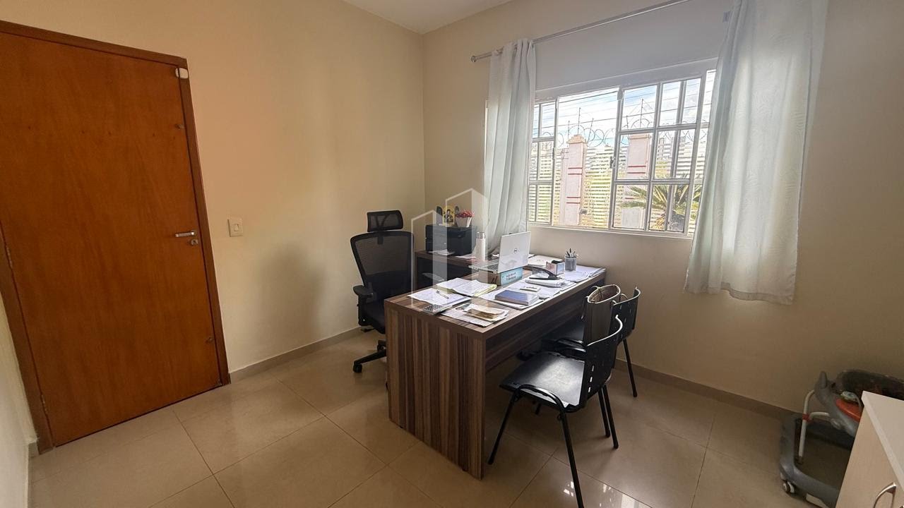 Casa à venda com 3 quartos, 3 suítes, 4 vagas e 292m² no Vila Rosa, Goiânia (GO) — foto 27 de 29
