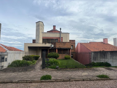 Consultório à Venda no Centro de Bagé com 3 Banheiros