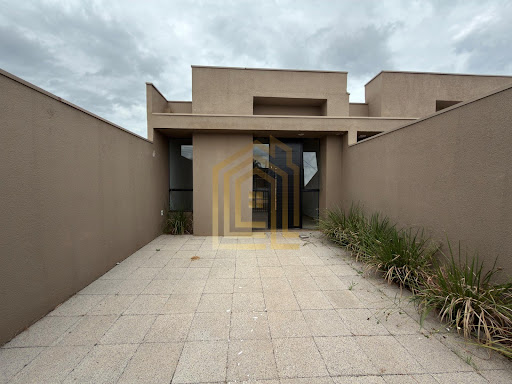 Casa à Venda no bairro Eco Park, Cascavel | 2 Quartos, 58m², R$300mil