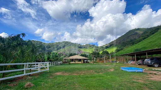 Fazenda em Amparo  -  Nova Friburgo