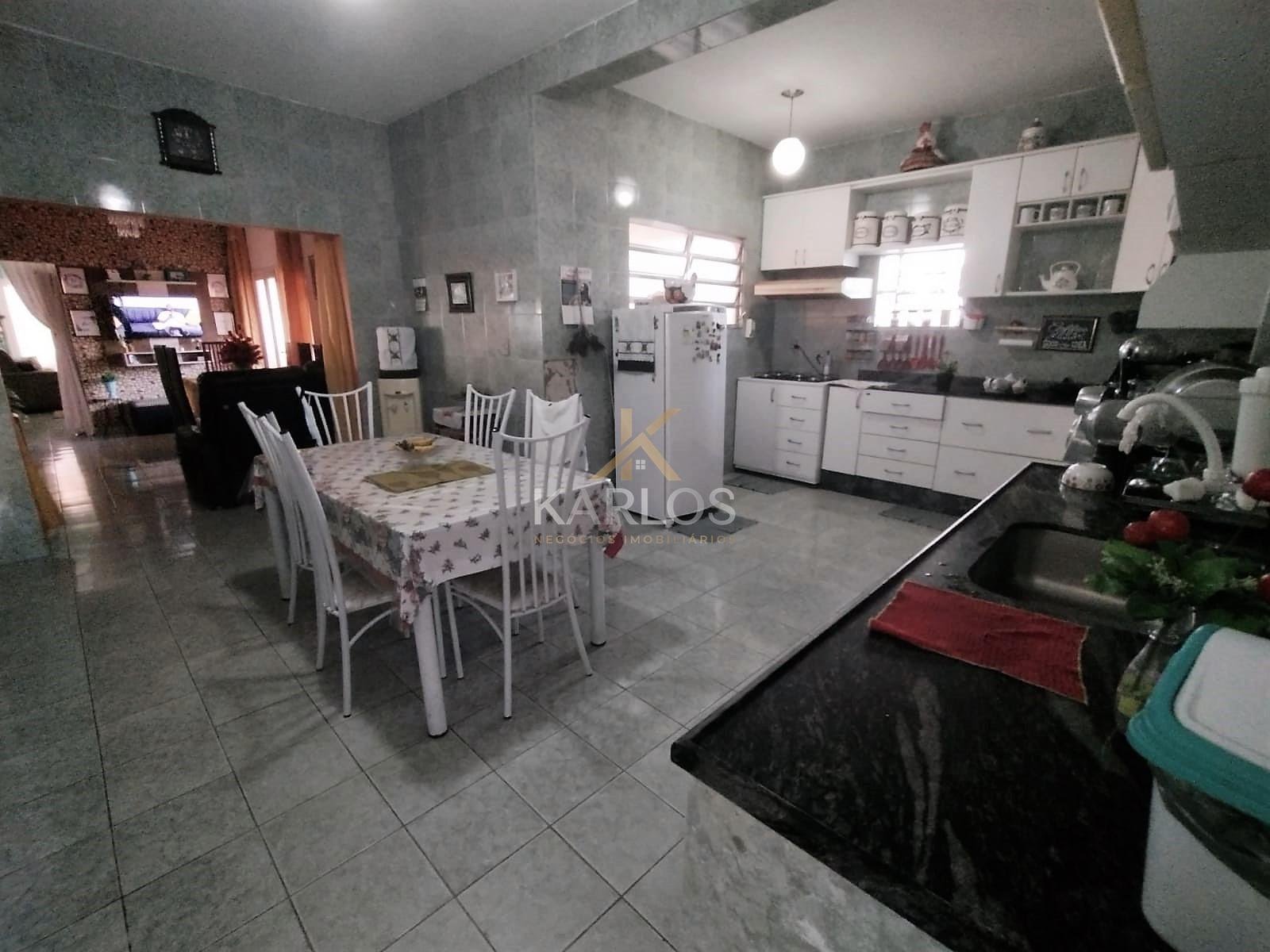 Casa à venda com 10 quartos, 3 suítes, 16 vagas e 600m² no Campo Grande, Recife (PE) — foto 28 de 29