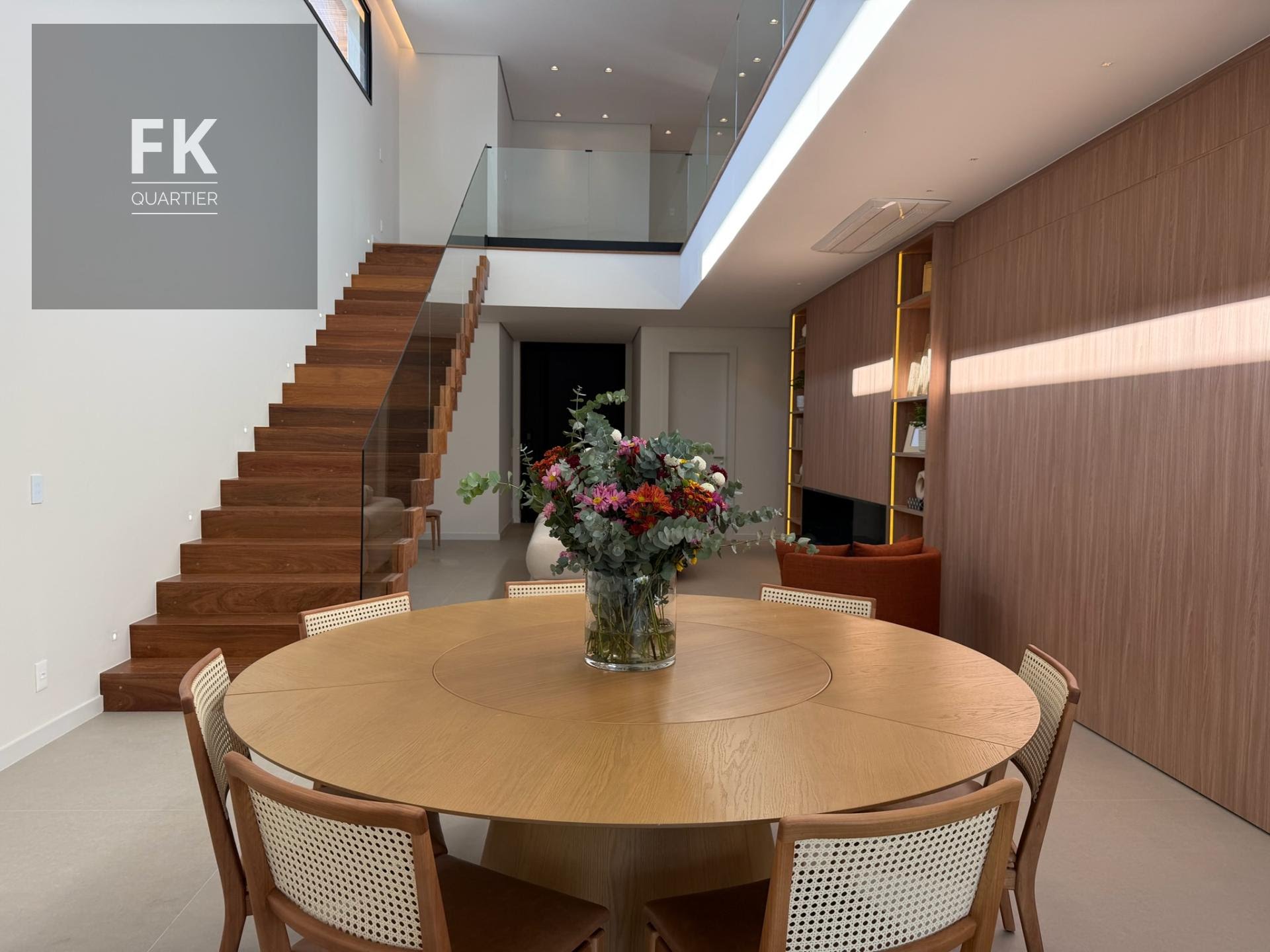 Casa à venda com 5 quartos, 5 suítes, 6 vagas e 490m² no Alphaville, Santana de Parnaíba (SP) — foto 7 de 30