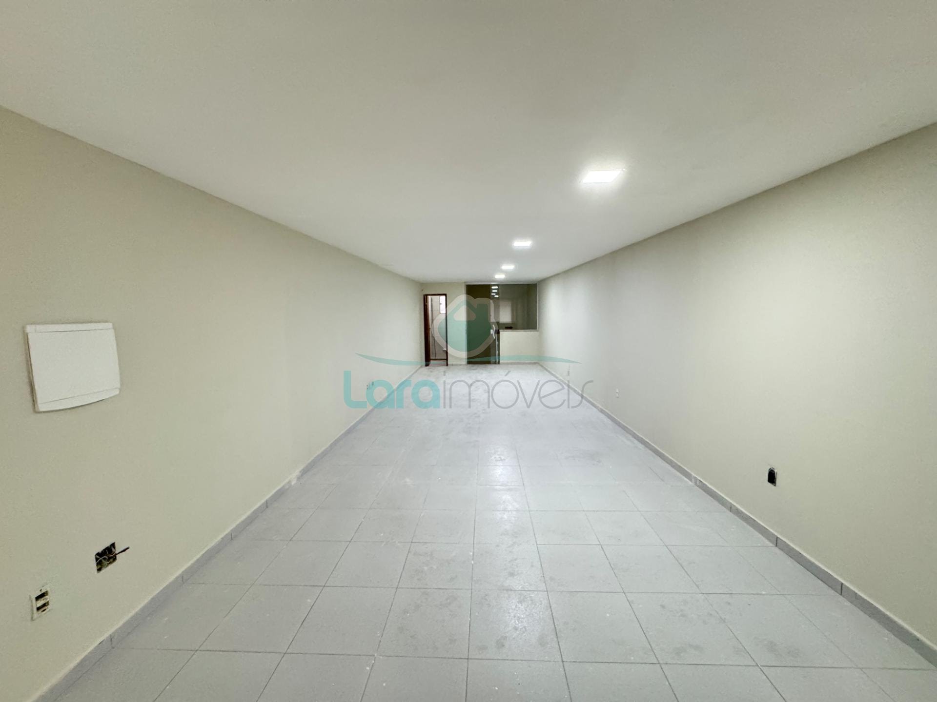 Comercial para alugar com 2 banheiros e 125m² no Centro, Macaé (RJ) — foto 17 de 17