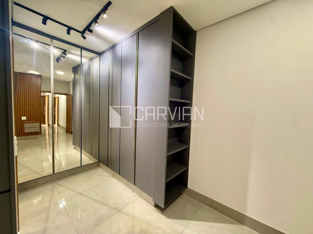 Casa à venda com 3 quartos, 3 suítes, 4 vagas e 162m² no Contorno Sul, Ribeirão Preto (SP) — foto 18 de 29