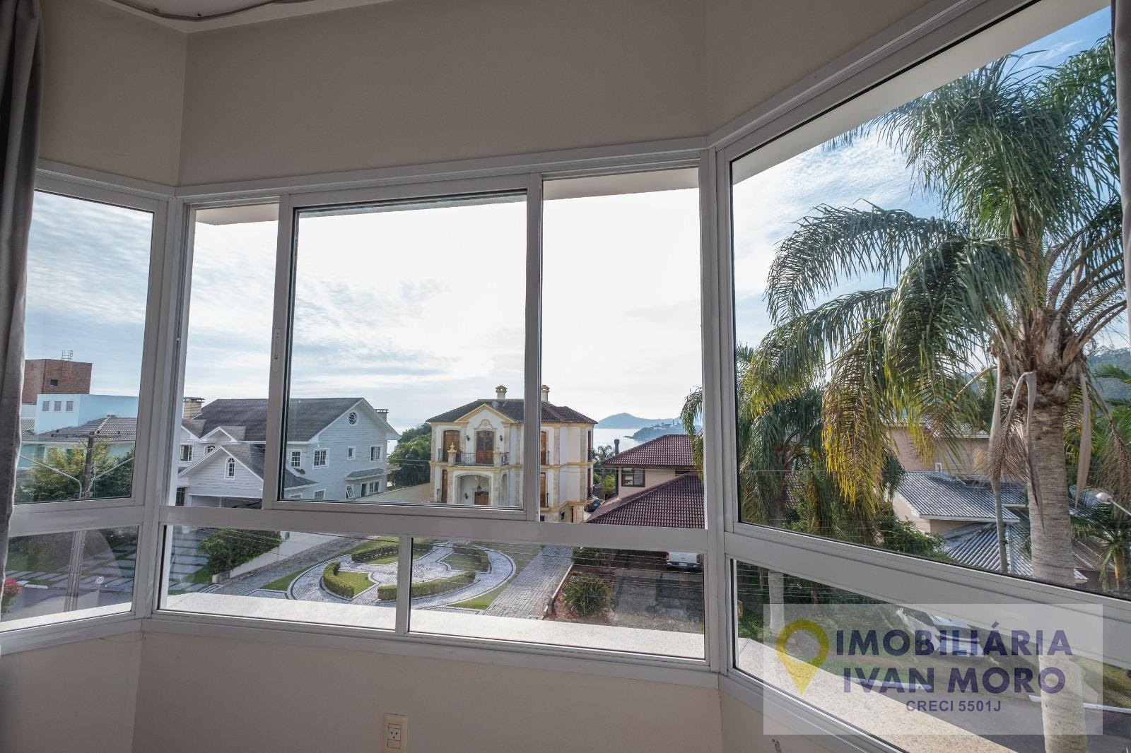 Casa à venda com 5 quartos, 4 suítes, 4 vagas e 511m² no Cacupé, Florianópolis (SC) — foto 22 de 30