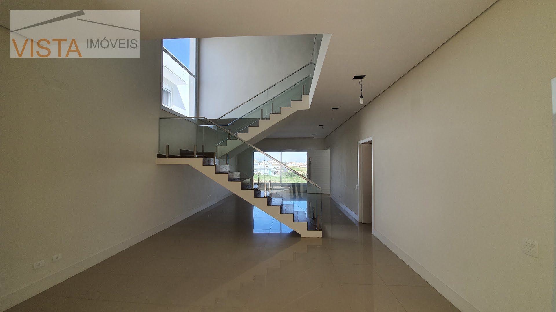 Casa à venda com 3 quartos, 3 suítes, 4 vagas e 400m² no Condomínio Valle da Prata, São João da Boa Vista (SP) — foto 3 de 25