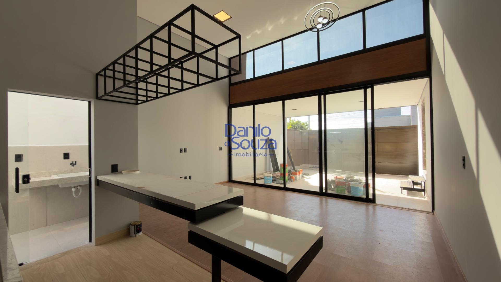 Casa à venda com 3 quartos, 1 suíte, 2 vagas e 128m² no Jardim Europa V, Araxá (MG) — foto 4 de 11