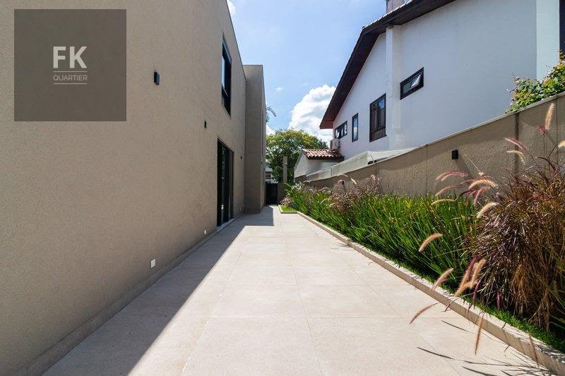 Casa à venda com 5 quartos, 5 suítes, 6 vagas e 548m² no Alphaville Residencial Zero, Barueri (SP) — foto 21 de 25