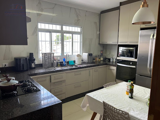 Cozinha, outra vista