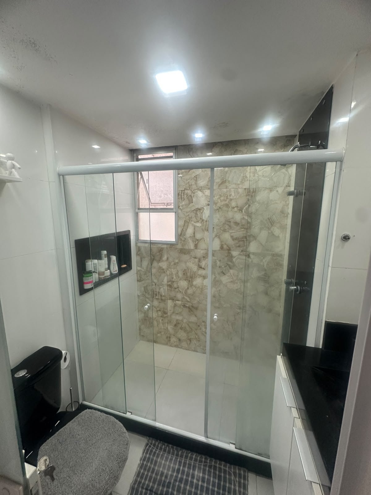 Apartamento para alugar com 2 quartos, 1 banheiro, 1 vaga e 50m² no Jacarepaguá, Rio de Janeiro (RJ) — foto 9 de 13