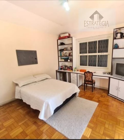 Casa à venda com 5 quartos, 1 suíte, 5 vagas e 600m² no Valparaíso, Petrópolis (RJ) — foto 8 de 15