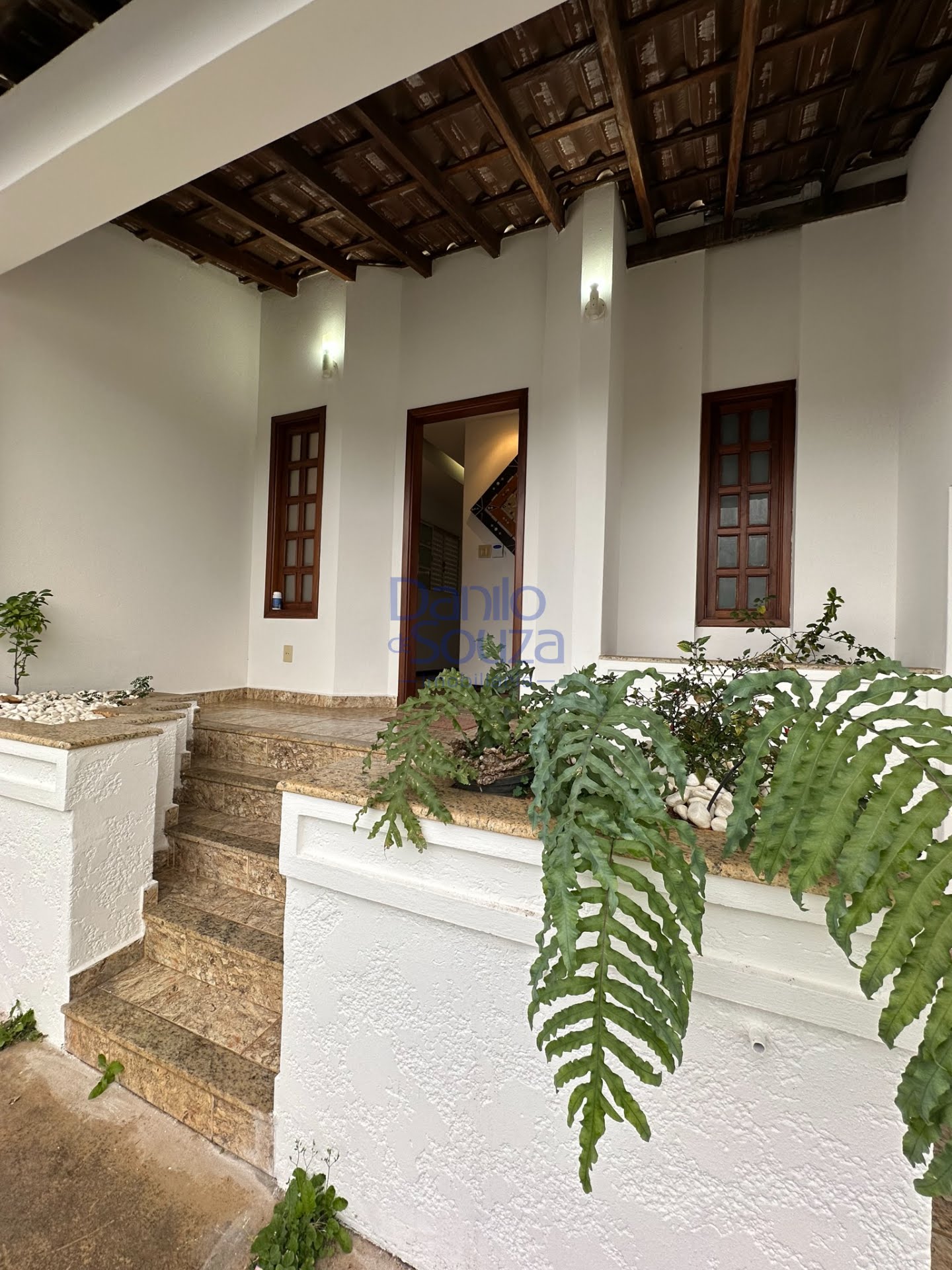 Casa à venda com 3 quartos, 1 suíte, 4 vagas e 744m² no Vila Santa Terezinha, Araxá (MG) — foto 4 de 22