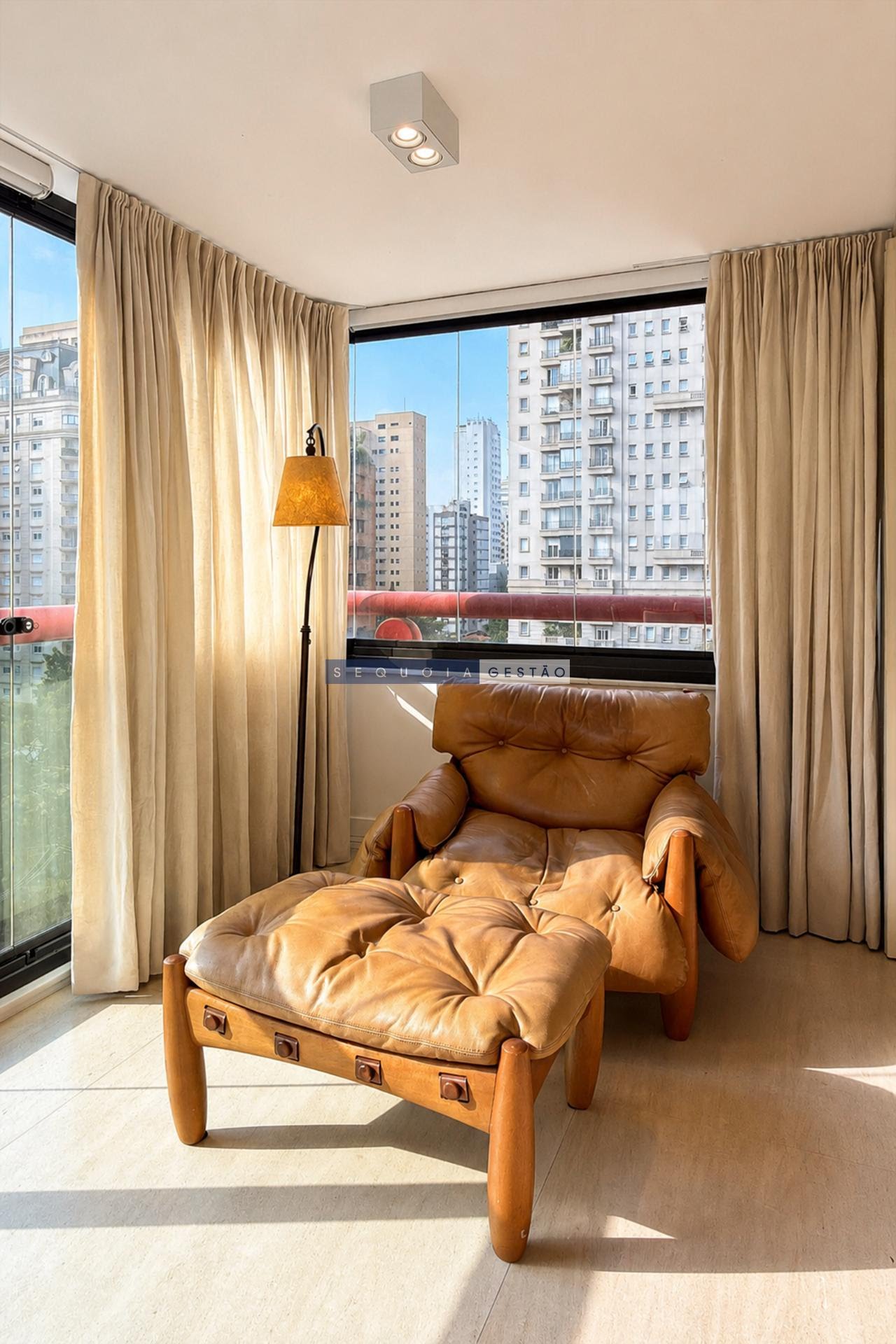Apartamento à venda com 3 quartos, 3 suítes, 4 vagas e 315m² no Jardim Europa, São Paulo (SP) — foto 14 de 30