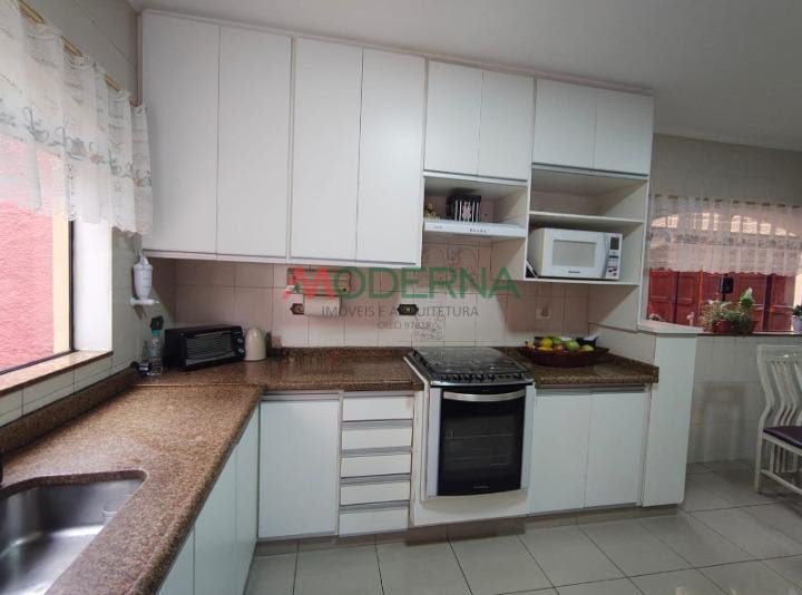 Casa à venda com 4 quartos, 1 suíte, 5 vagas e 229m² no Paulicéia, São Bernardo do Campo (SP) — foto 10 de 30