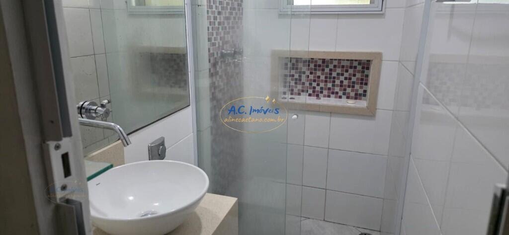 Casa à venda com 3 quartos, 1 suíte, 2 vagas e 230m² no Canto do Forte, Praia Grande (SP) — foto 21 de 28