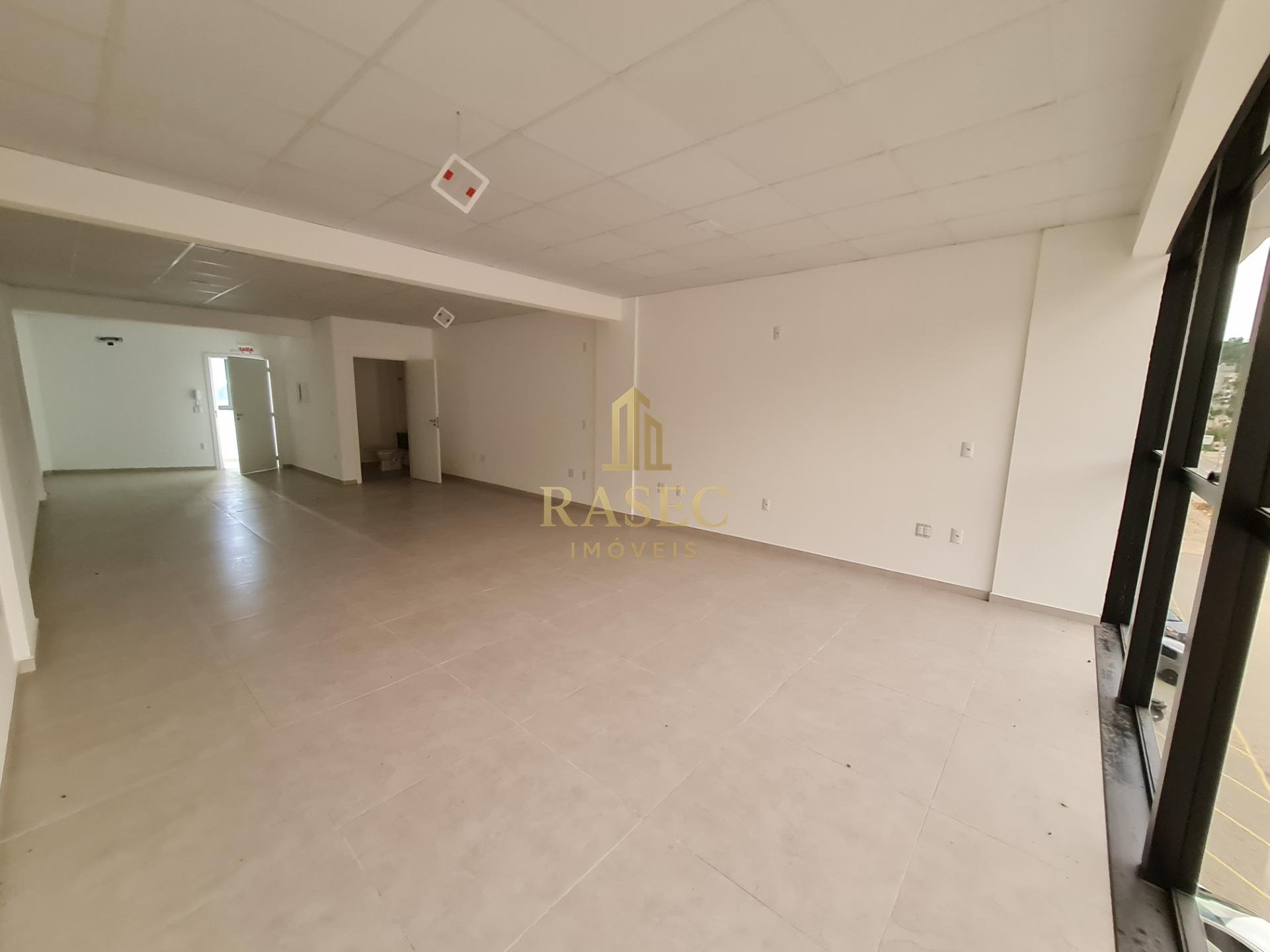 Comercial para alugar com 1 banheiro, 1 vaga e 57m² no Souza Cruz, Brusque (SC) — foto 3 de 4