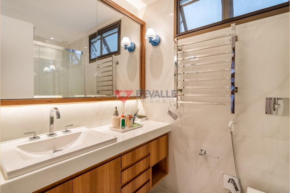 Apartamento à venda com 4 quartos, 3 suítes, 2 vagas e 325m² no Jardim Botânico, Rio de Janeiro (RJ) — foto 5 de 20