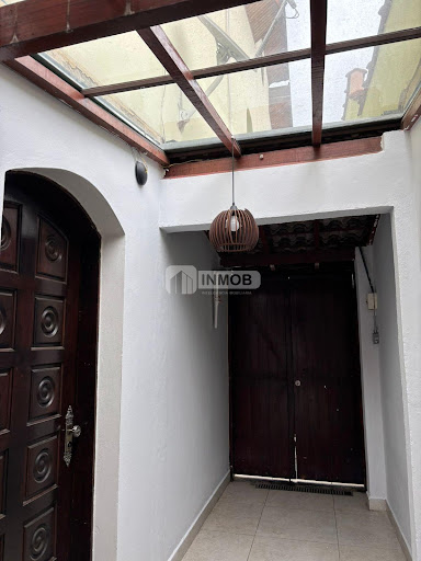 Casa à Venda em Taubaté: 3 Dormitórios e Suíte